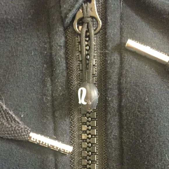 Lululemon Rare and Unique Hooded Jacket - Picture 9 of 10